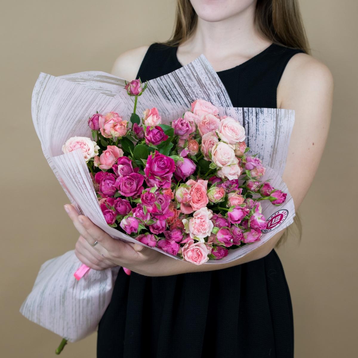 Розы кустовые розовые код товара  5046