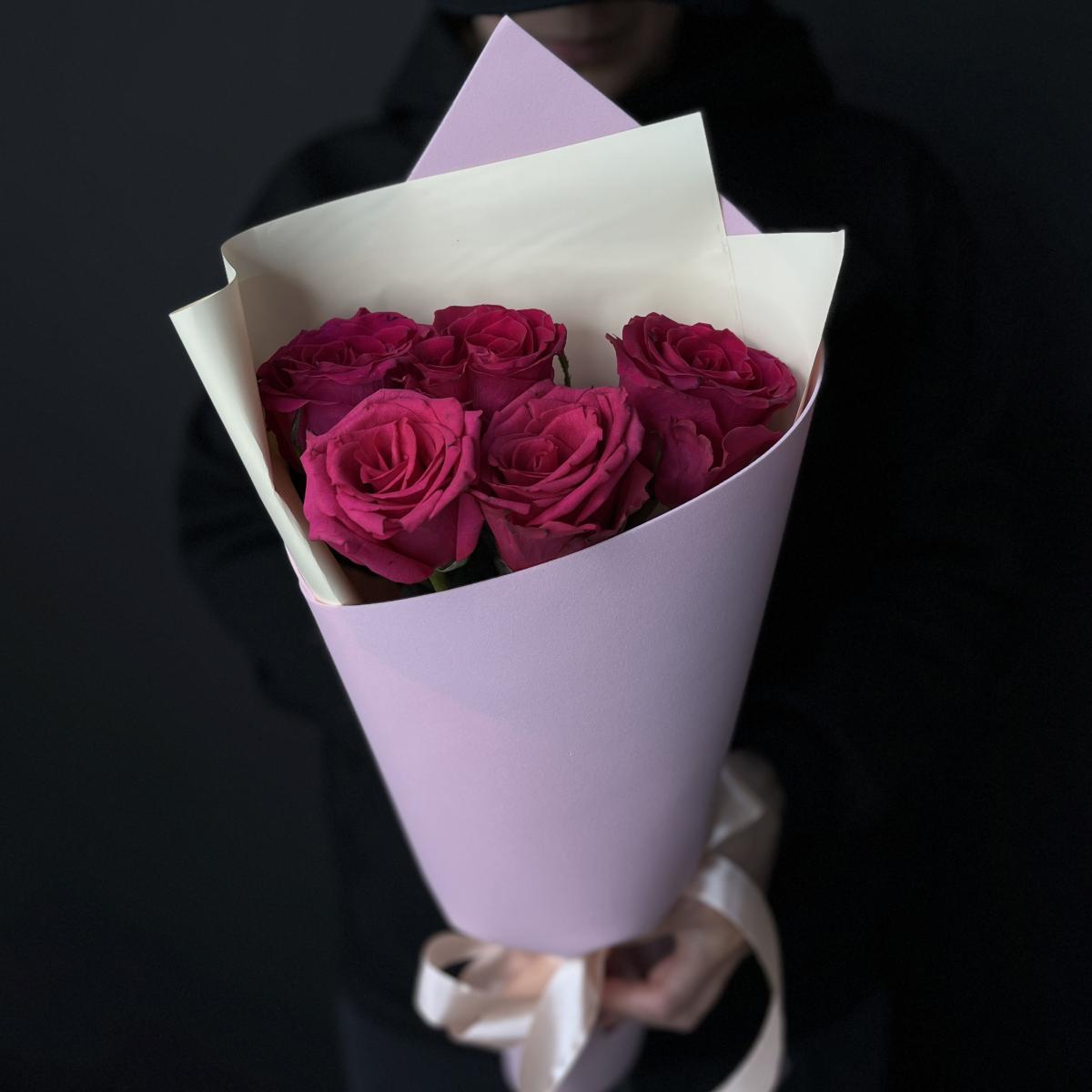 Букеты из розовых роз 40 см (Эквадор) артикул букета  94308