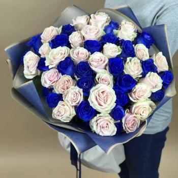 Белая и Синяя Роза 51шт 70см (Эквадор) [код товара: 119364]